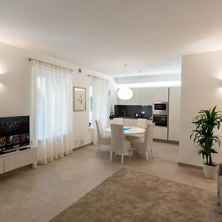 Residenza Manin - Domus דירה *